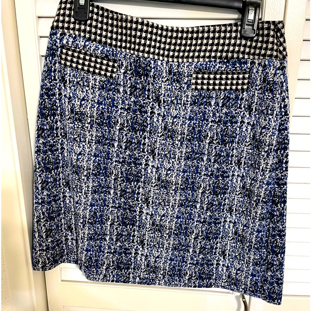 Cabi # 5320 ~ 21 Club Skirt Size 6